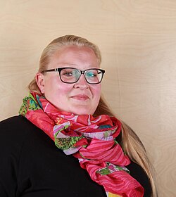 Lisa Renate Grüneis Lisa Renate Grüneis